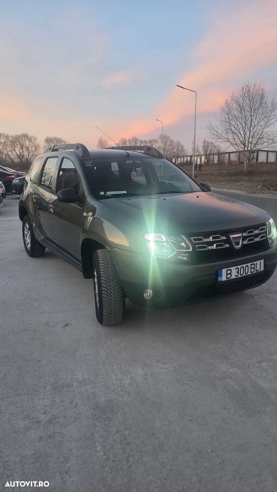 Dacia Duster 1.2 TCe 4x2 Laureate - 1