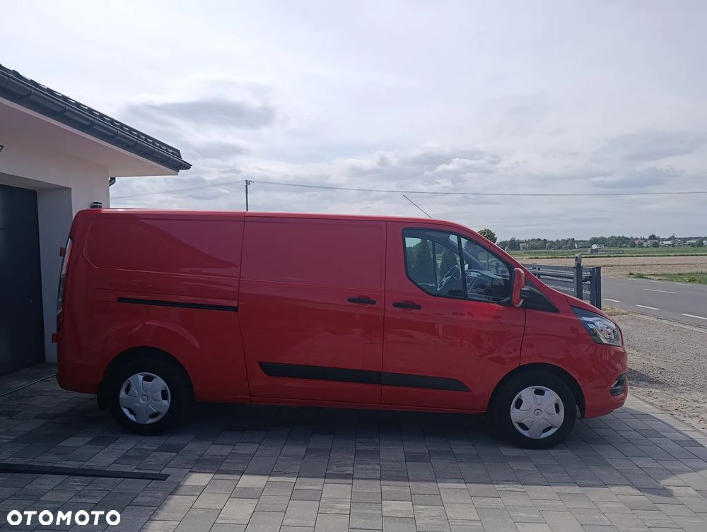 Ford Transit Coustom - 2