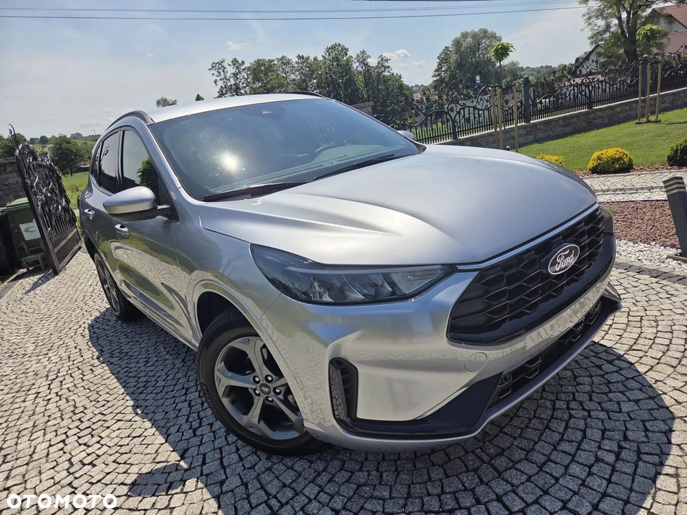 Ford Kuga - 31