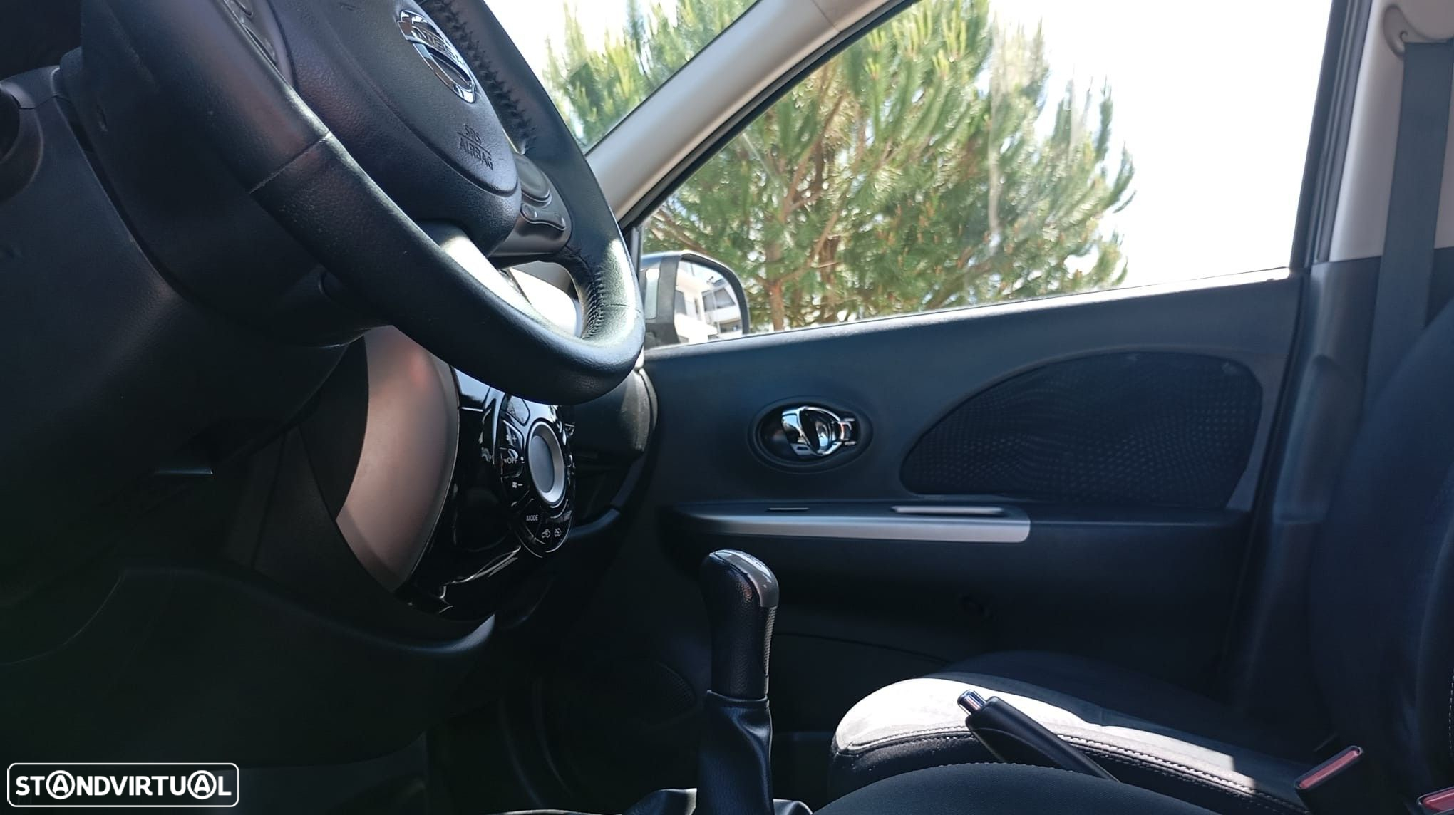 Nissan Micra 1.2 Tekna Premium - 15