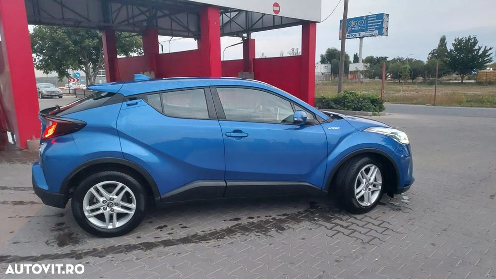 Toyota C-HR - 5