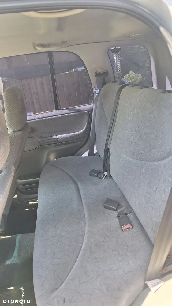 Suzuki Grand Vitara ver-2-0-td - 6
