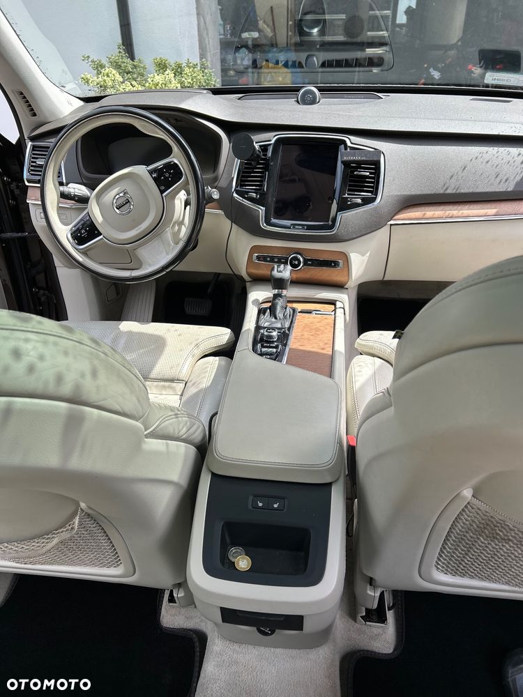 Volvo XC 90 D5 AWD Inscription 7os - 28