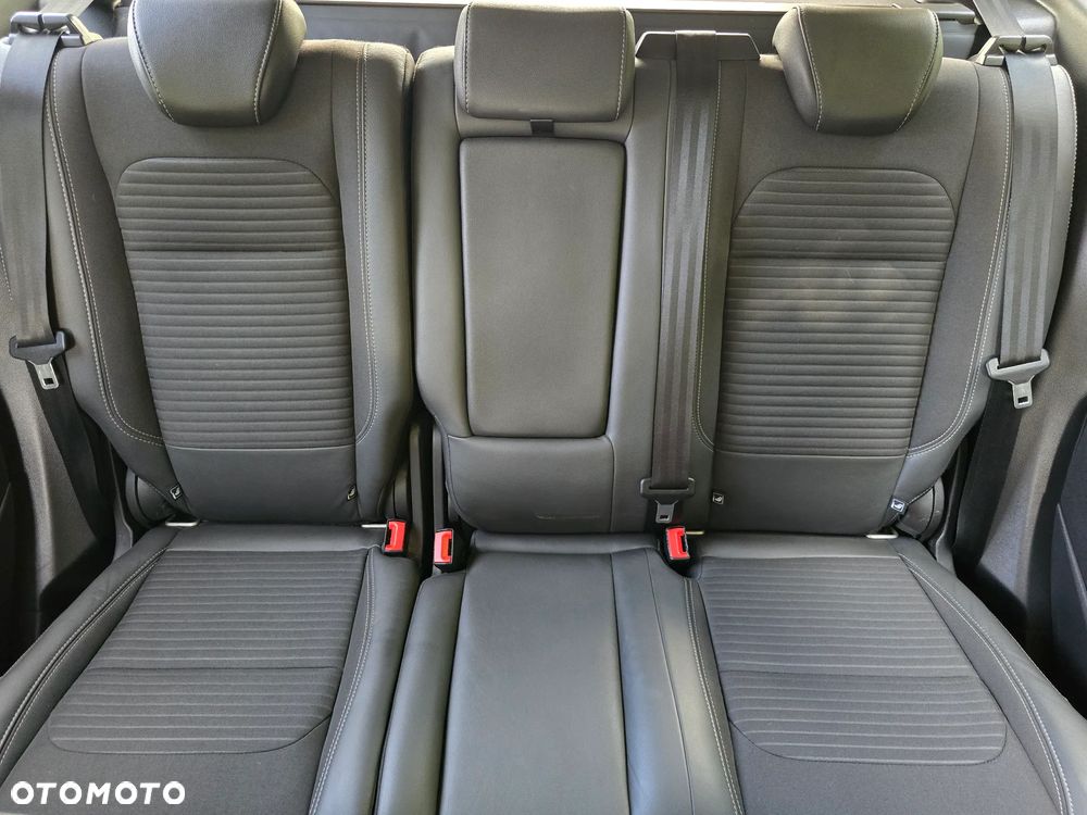 Ford Kuga 2.0 TDCi 4WD Titanium - 23