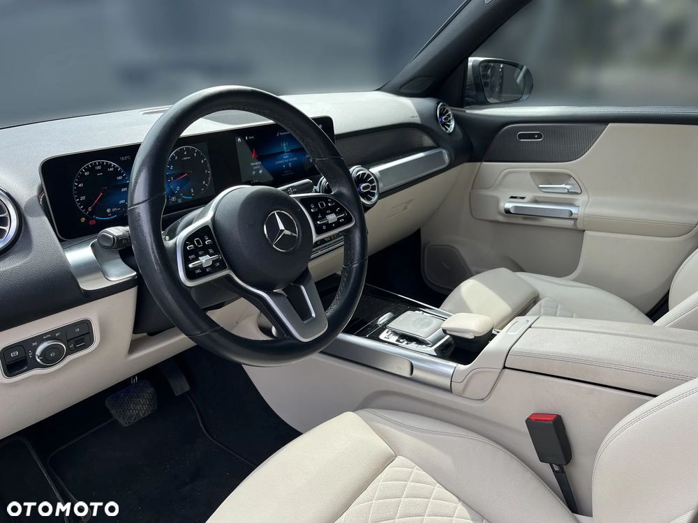 Mercedes-Benz GLB 200 7G-DCT Progressive - 10