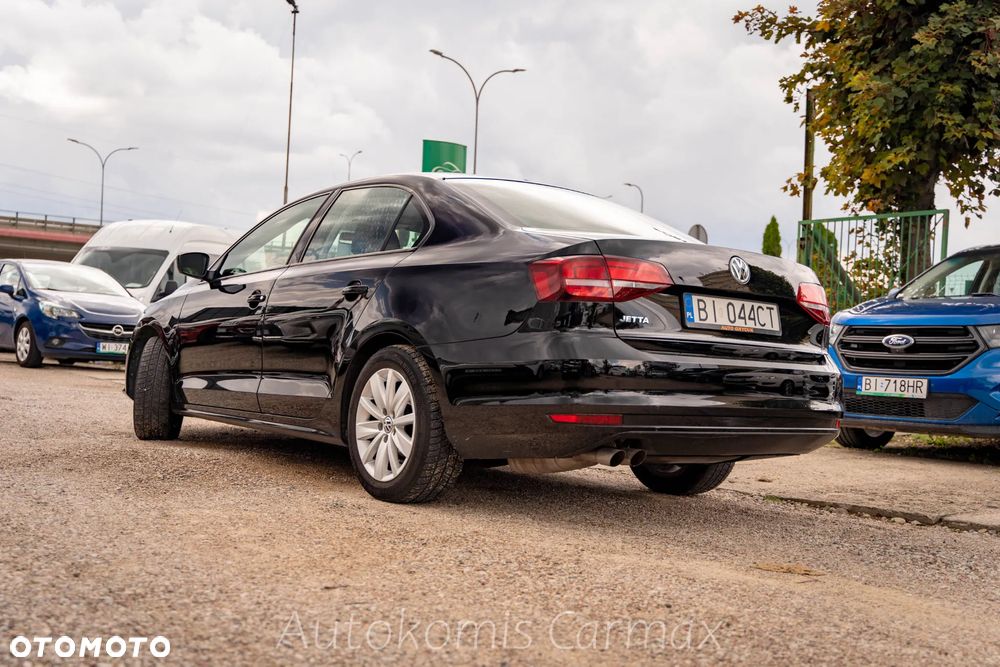 Volkswagen Jetta 2.0 Base - 10