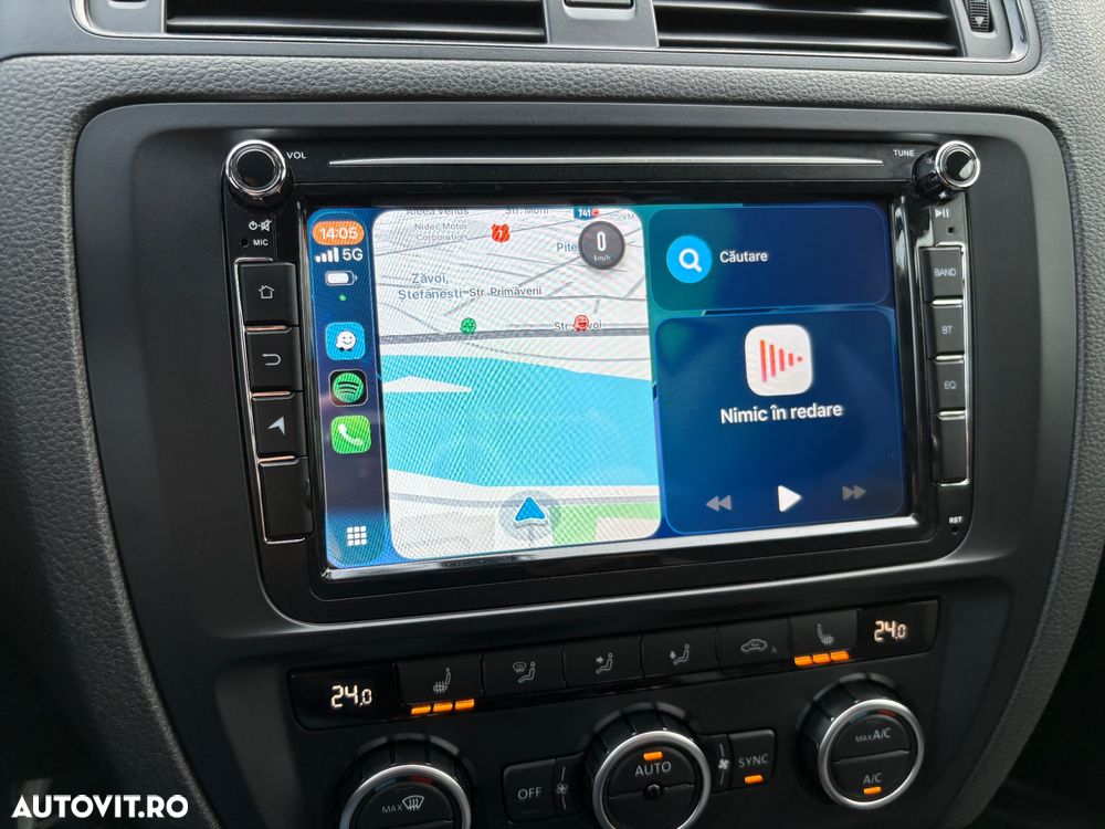 Volkswagen Jetta 2.0 TDI Life - 3