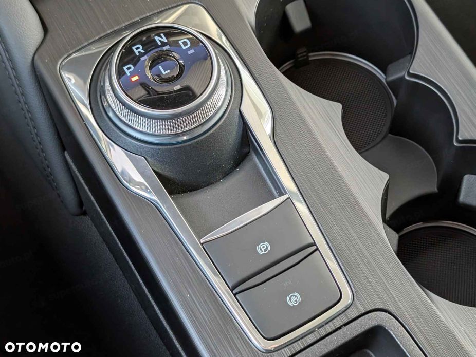 Ford Kuga - 9