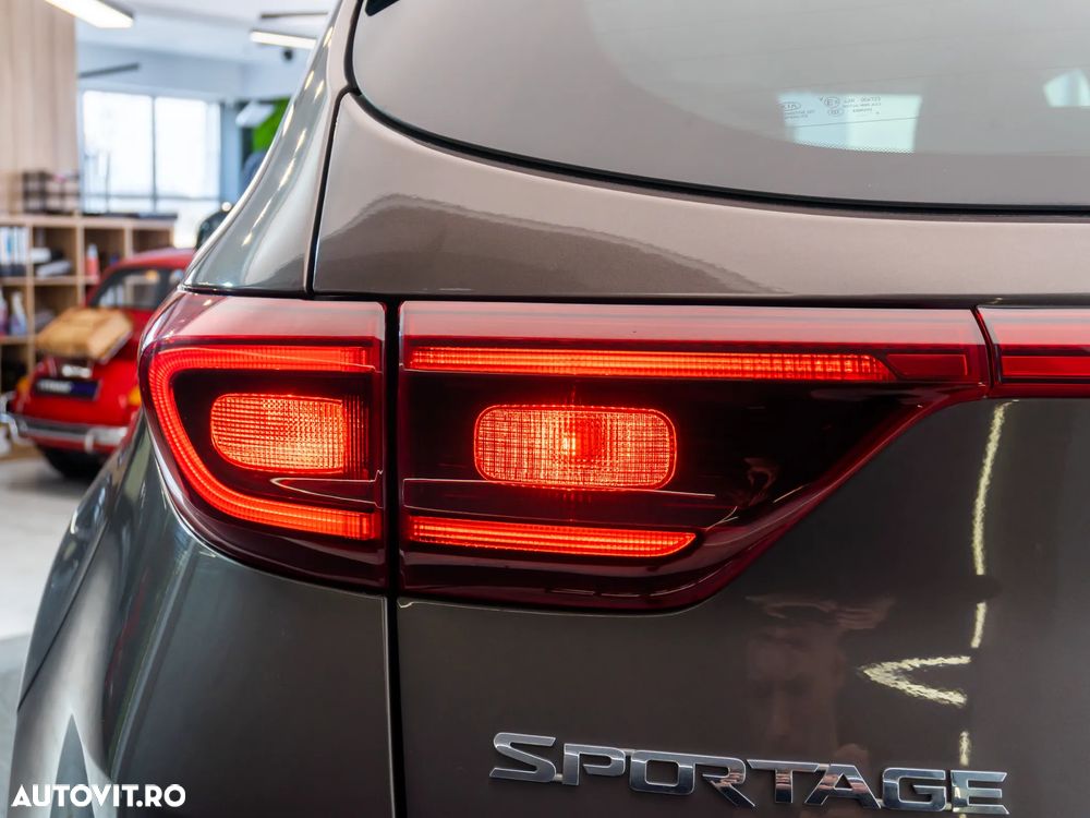 Kia Sportage 1.6 GDI 2WD Black Edition - 13