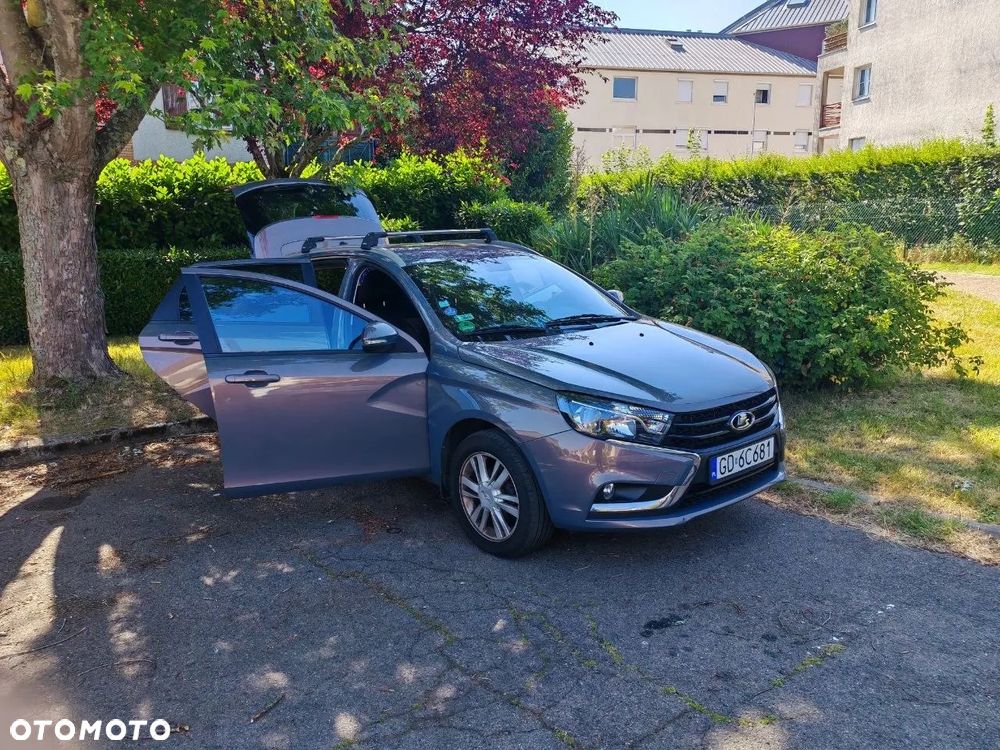Lada Inny - 6
