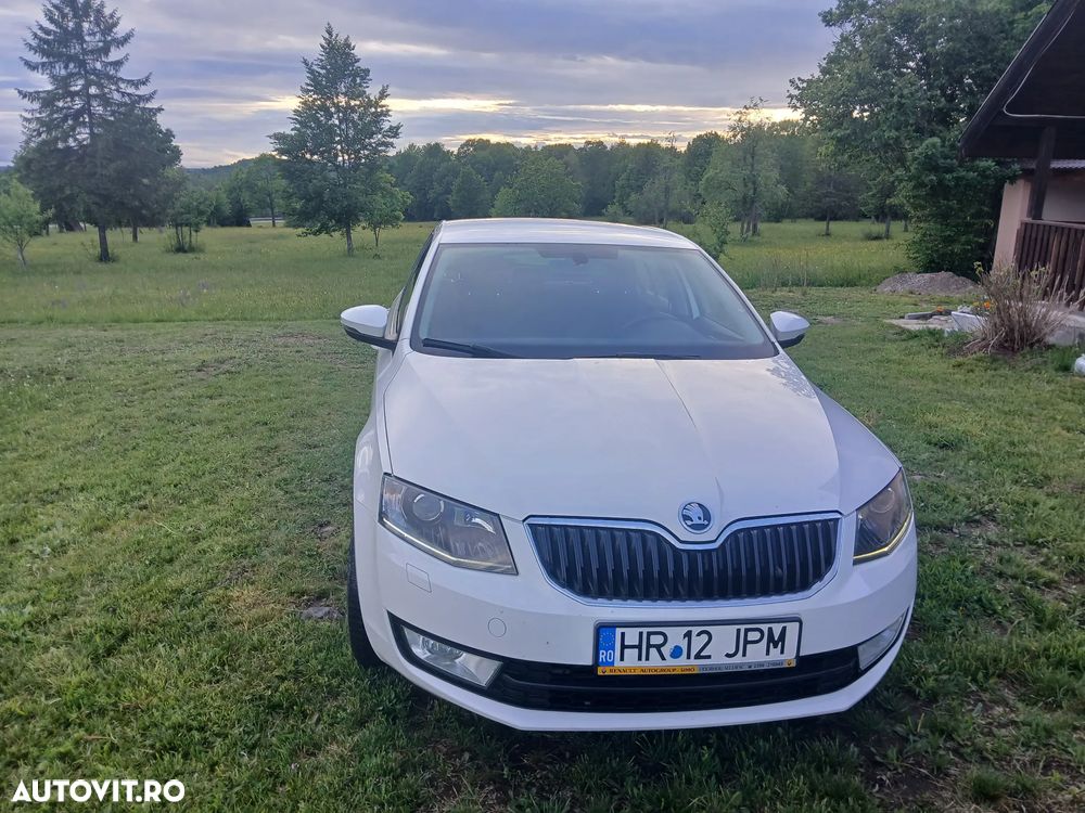 Skoda Octavia 2.0 TDI 4x4 DSG Style - 1