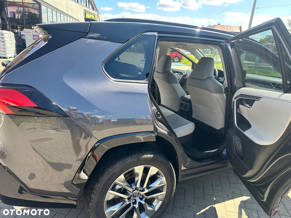 Toyota RAV4 - 21
