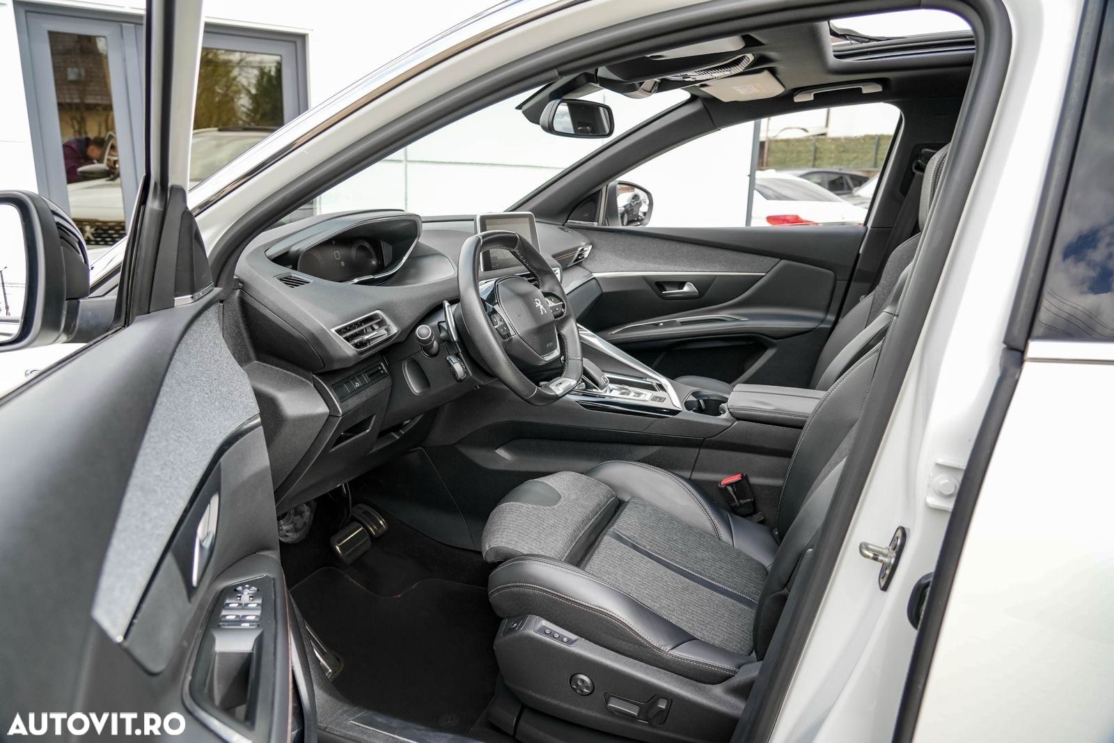 Peugeot 3008 1.6 BlueHDI S&S EAT6 GT-Line - 13