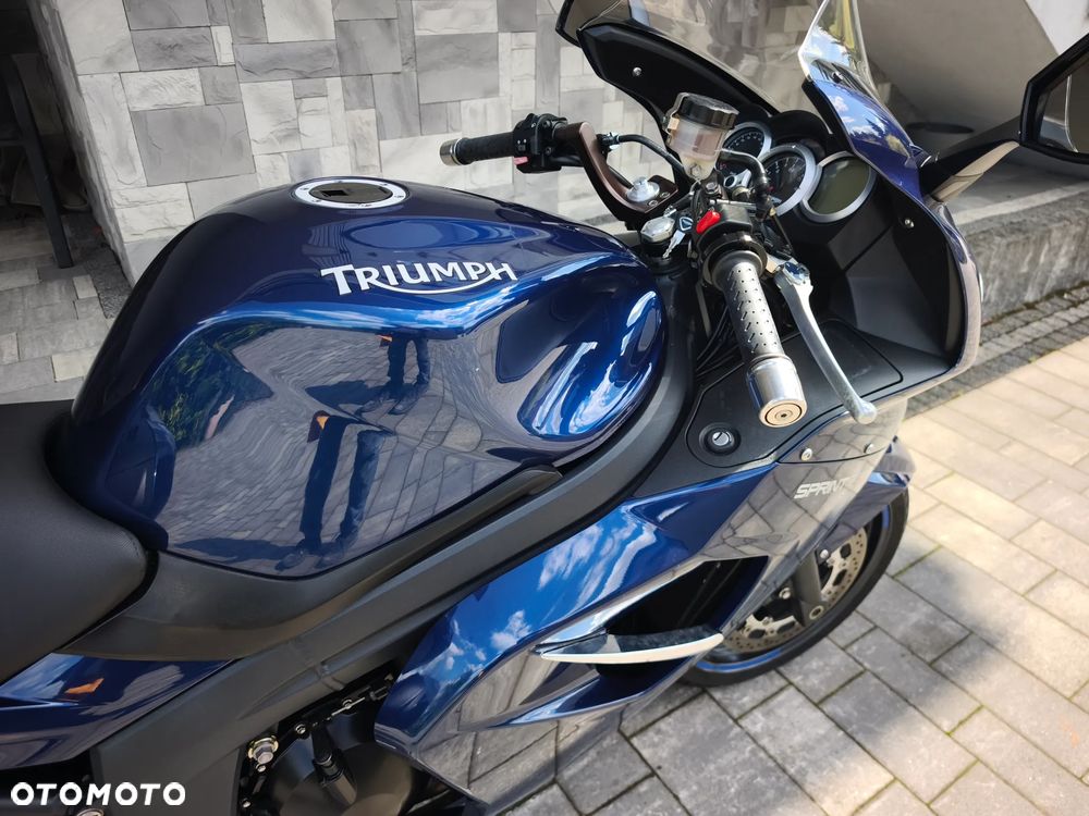 Triumph Sprint - 10