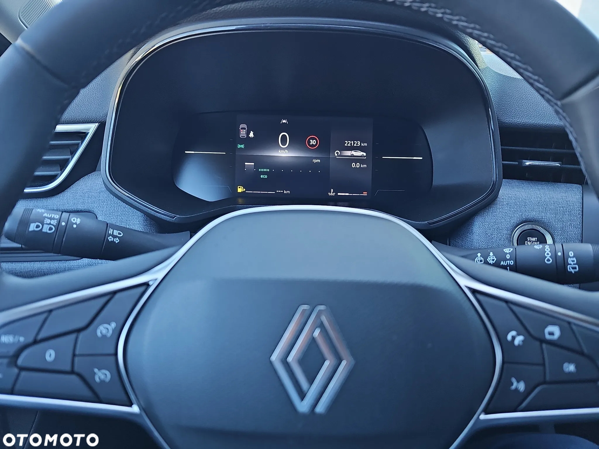 Renault Clio 1.0 TCe Evolution - 17