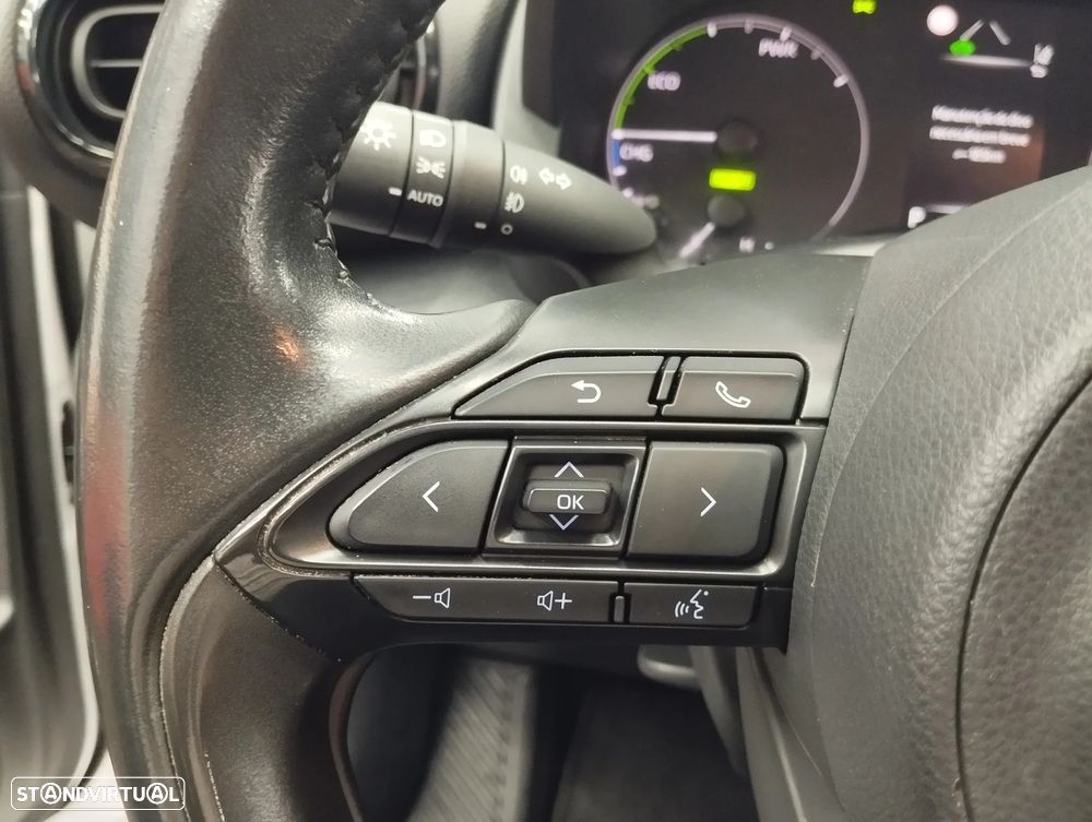 Toyota Yaris 1.5 HDF Comfort Plus - 17