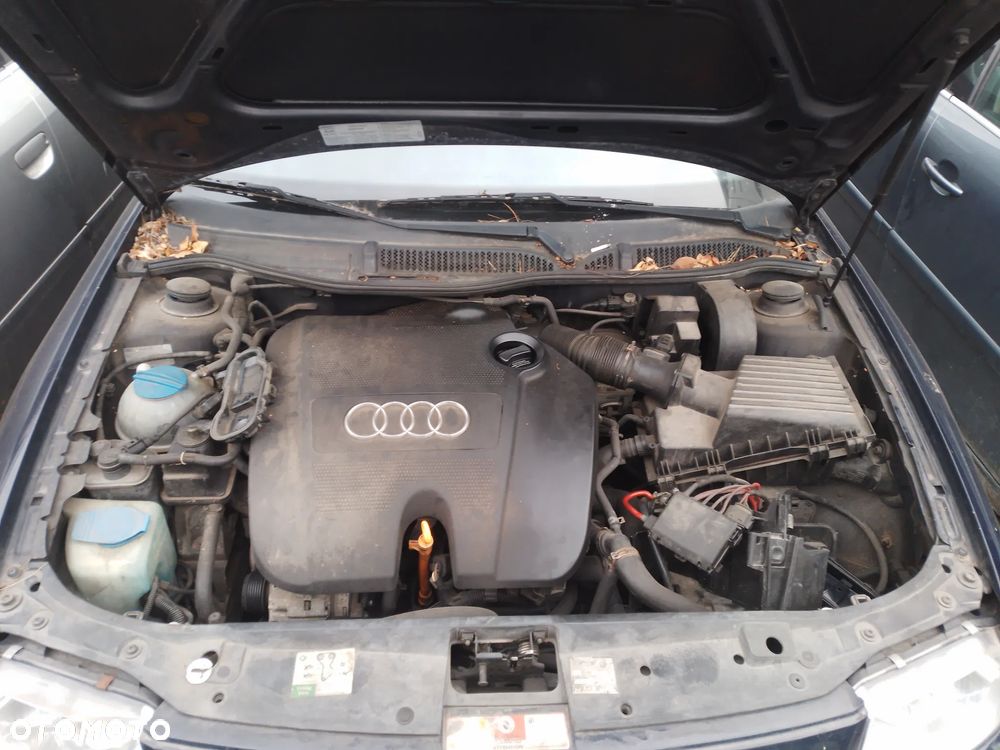 AUDI A3 8L LIFT 00-03 1.6 AVU -  PRZEŁĄCZNIK ZESPOLONY PAJĄK - 23