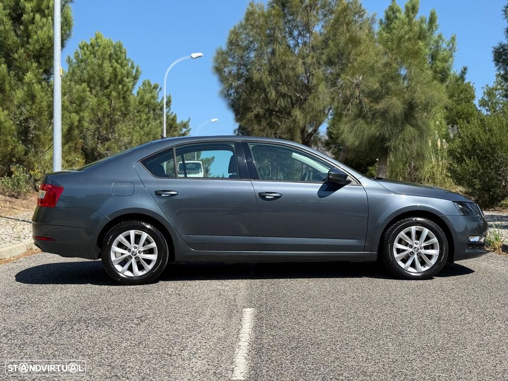 Skoda Octavia - 10