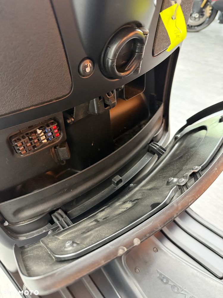 Vespa GTS - 20