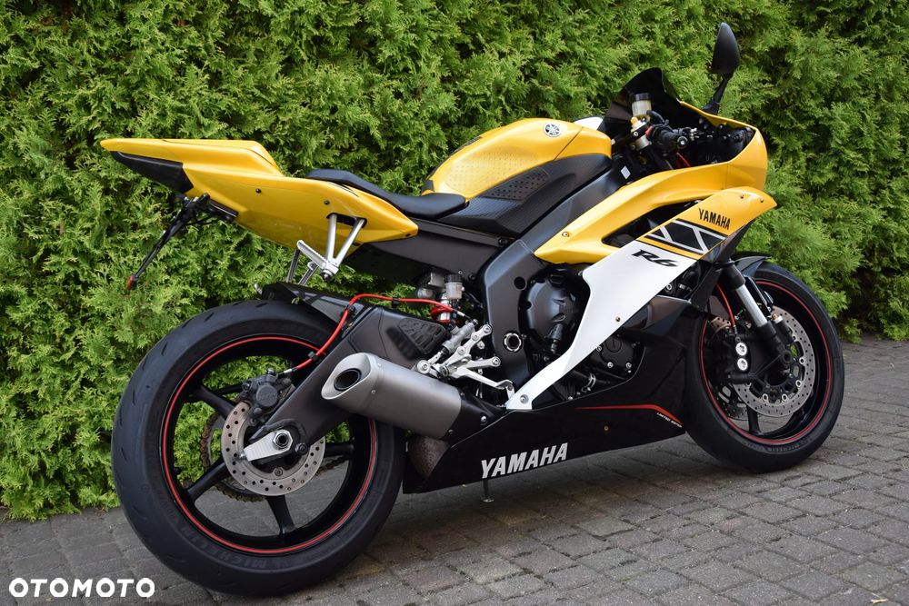 Yamaha R6 - 2