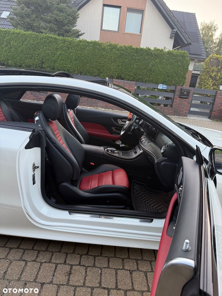 Mercedes-Benz Klasa E 200 4Matic 9G-TRONIC AMG Line - 6