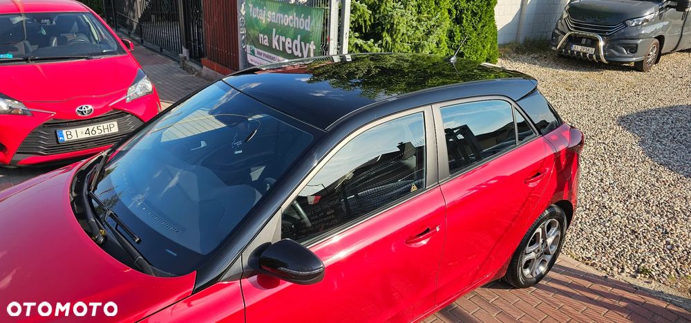 Hyundai i20 1.2 Passion Plus - 9