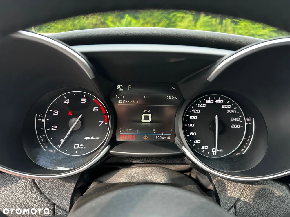 Alfa Romeo Giulia 2.0 Turbo Veloce Q4 - 23