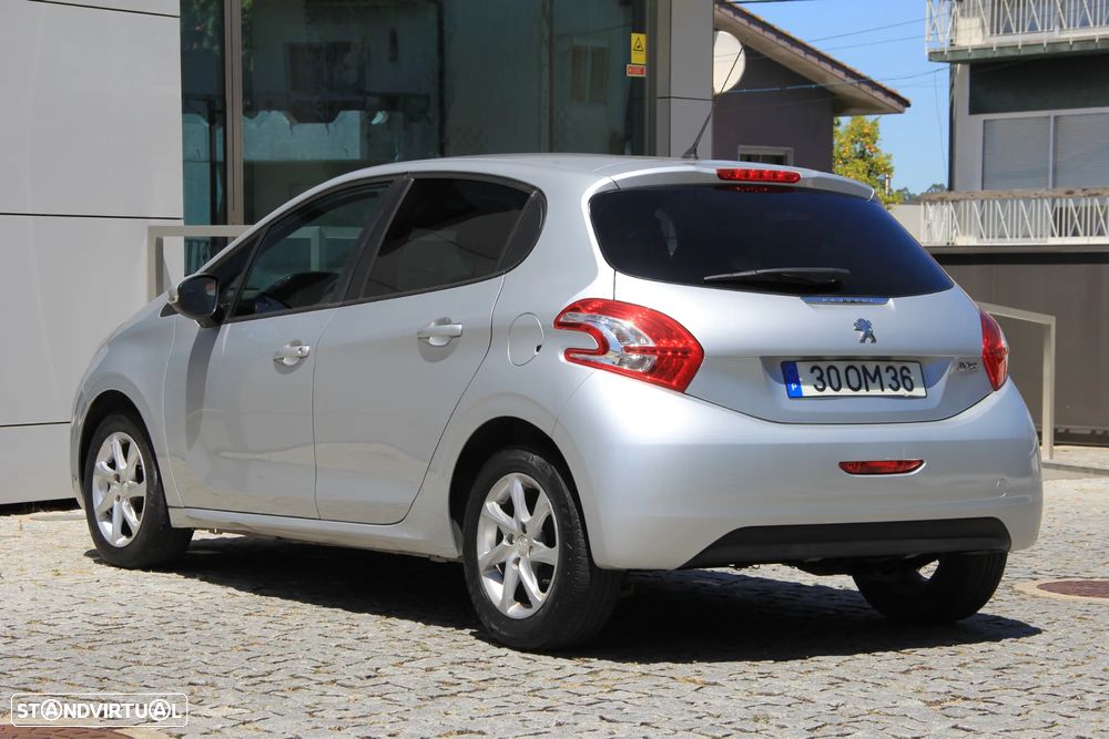 Peugeot 208 1.2 VTi Active - 5