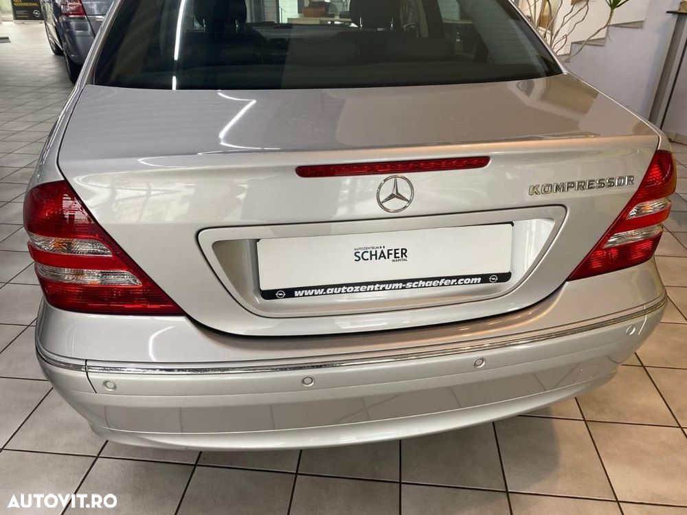Mercedes-Benz C 180 Kompressor Automatik Elegance - 12