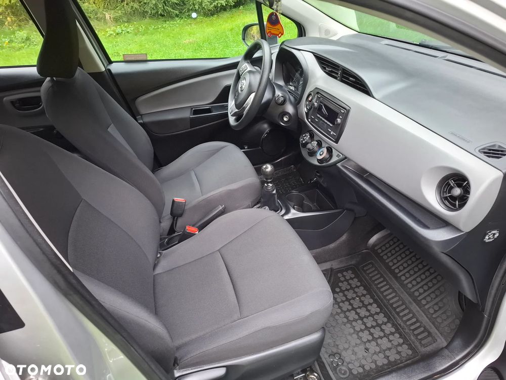 Toyota Yaris 1.5 Active - 18