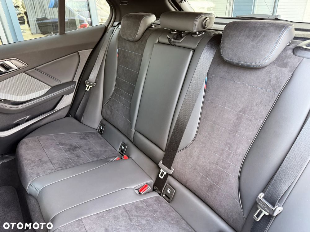 BMW Seria 1 120d - 33