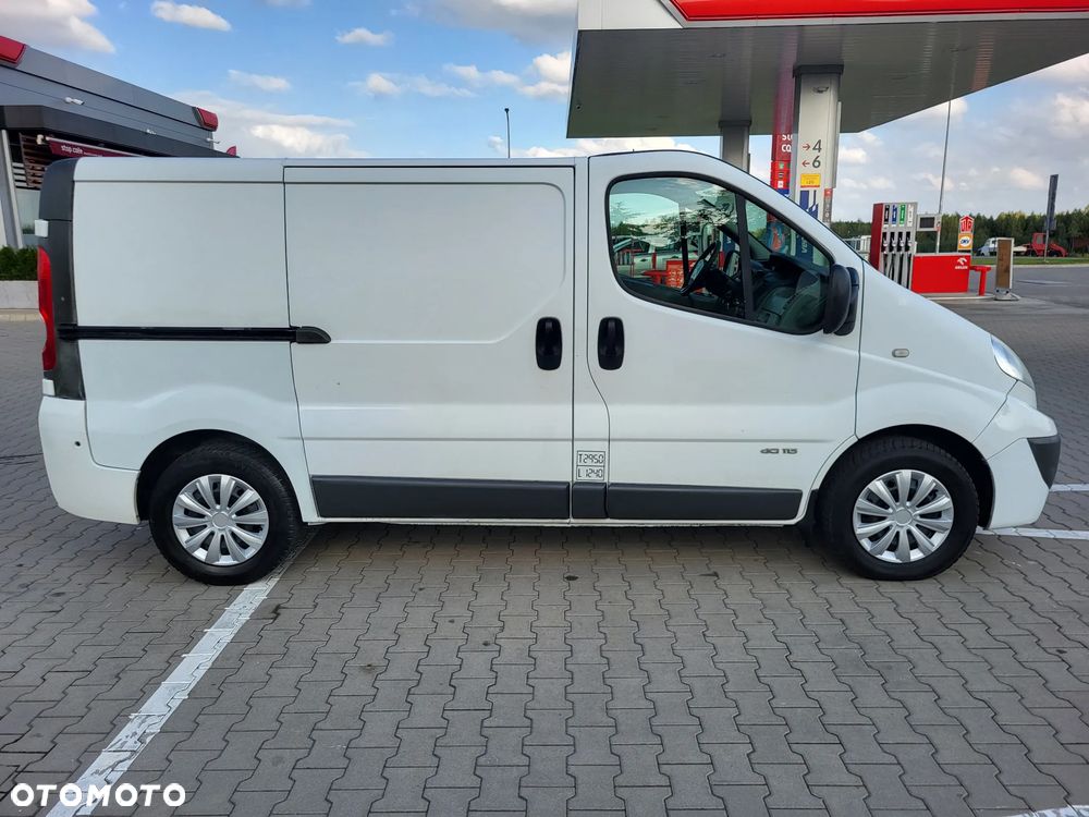 Renault Trafic - 15