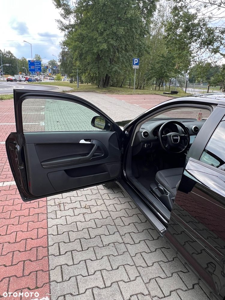 Audi A3 3-drzwiowe 2.0 TDI Ambiente - 18