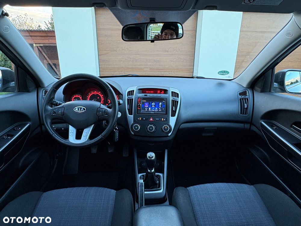 Kia Ceed 1.4 CVVT SW LX - 8