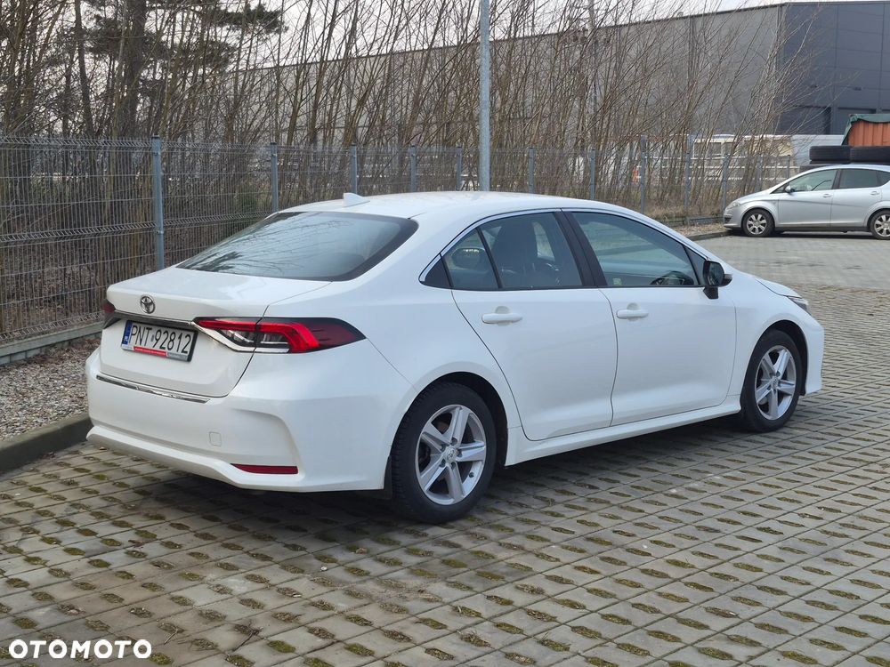 Toyota Corolla 1.5 Comfort - 11