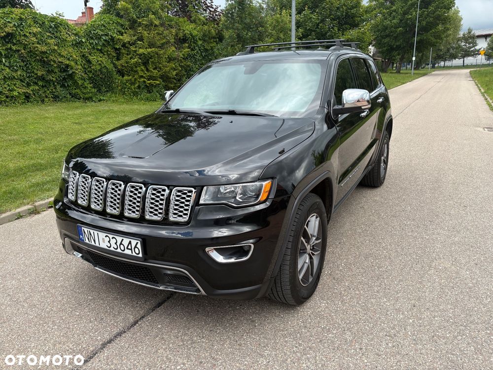 Jeep Grand Cherokee - 1