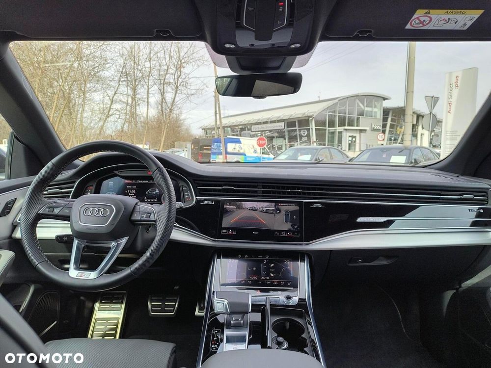 Audi Q8 - 14