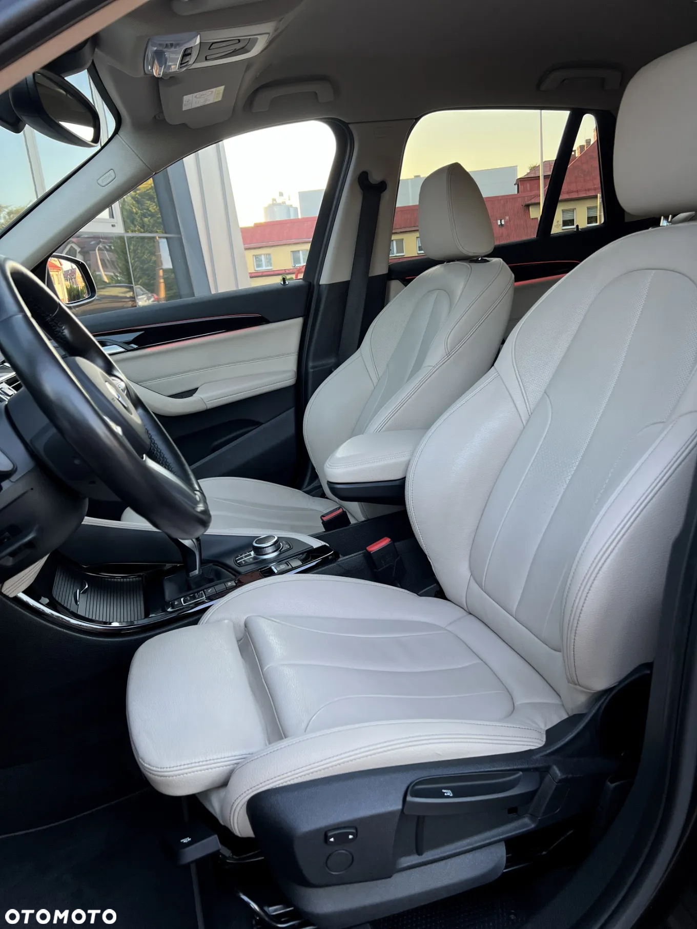 BMW X1 xDrive18d xLine sport - 13