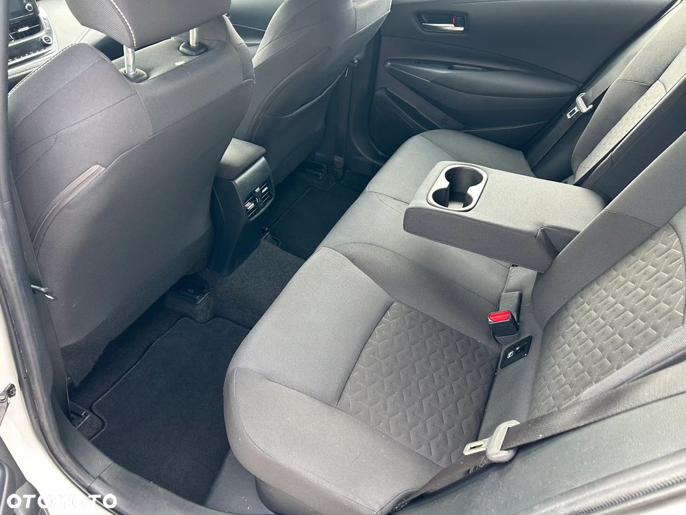 Toyota Corolla 1.8 Hybrid Touring Sports - 11
