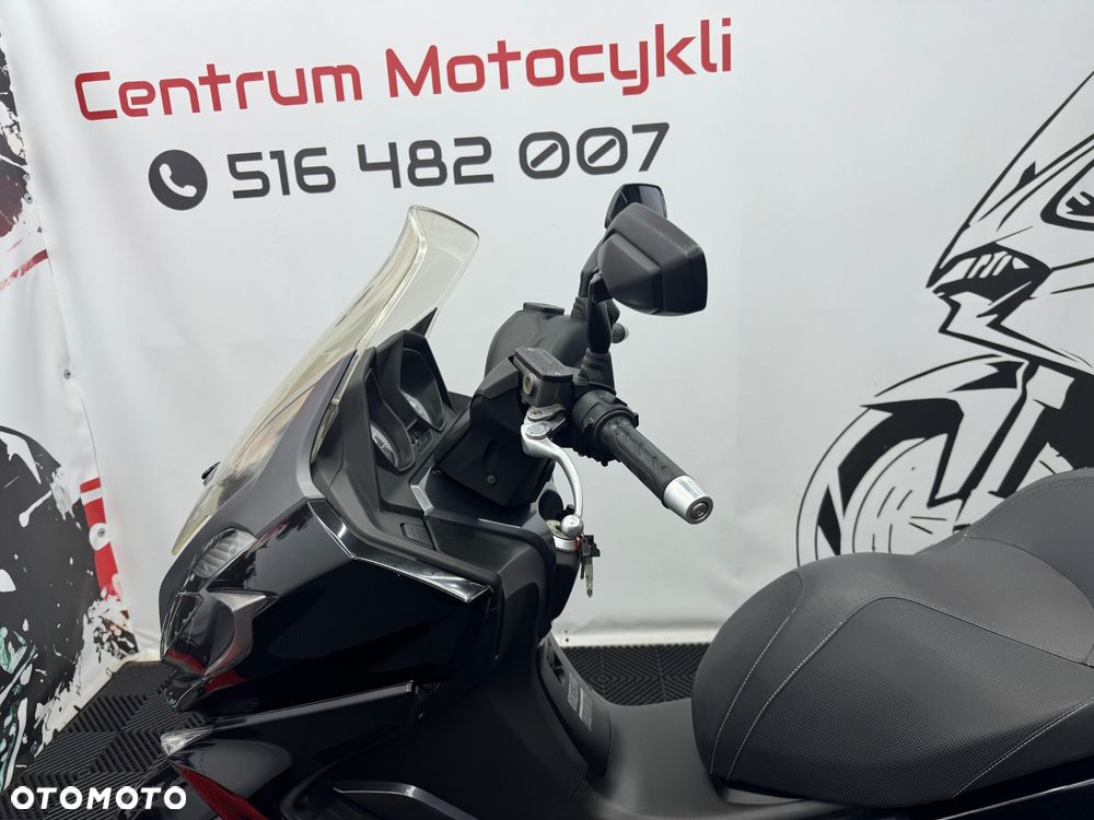 Kymco Downtown - 11