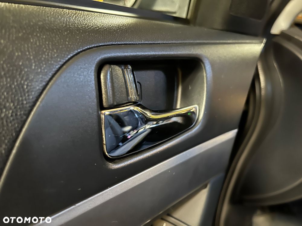 Mitsubishi Lancer 1.8 Invite - 15