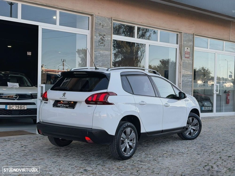 Peugeot 2008 1.2 PureTech Allure - 13