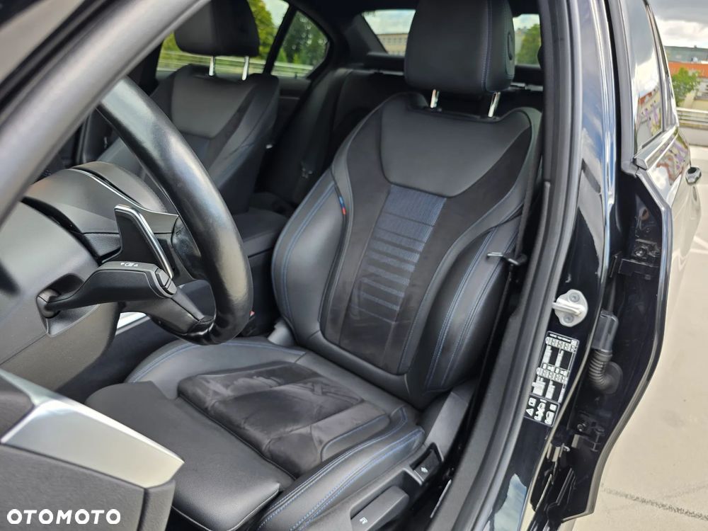 BMW Seria 3 320d xDrive mHEV M Sport - 33