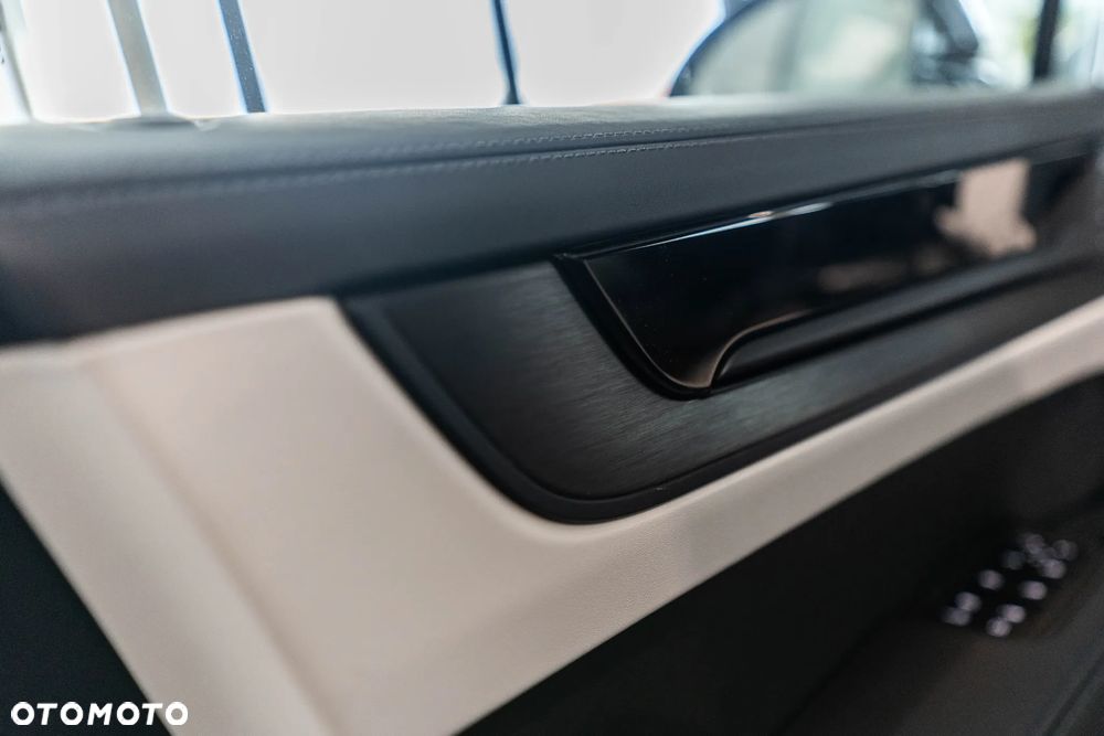 Porsche Cayenne S E-Hybrid PHEV Black Edition - 27
