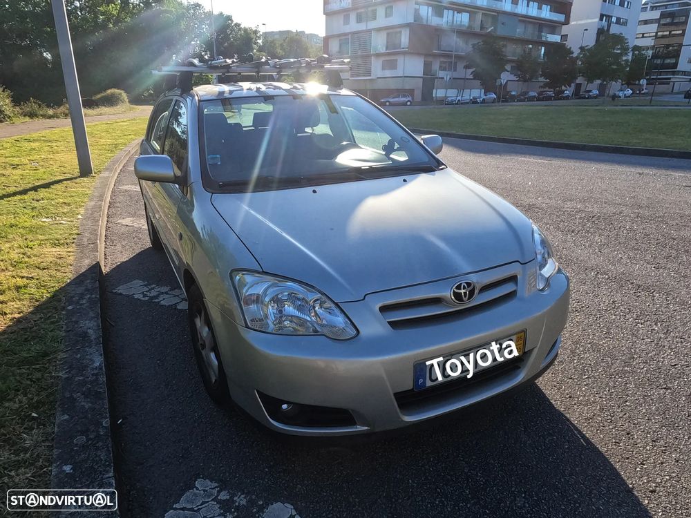 Toyota Corolla - 1