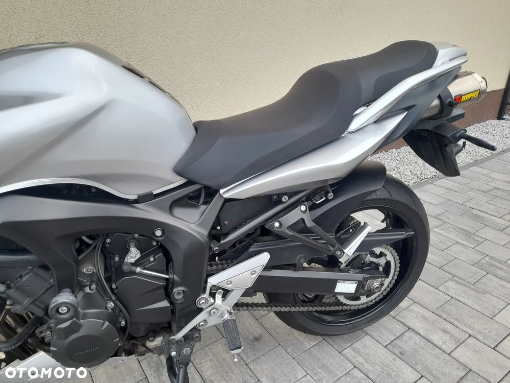 Yamaha FZ6 - 29