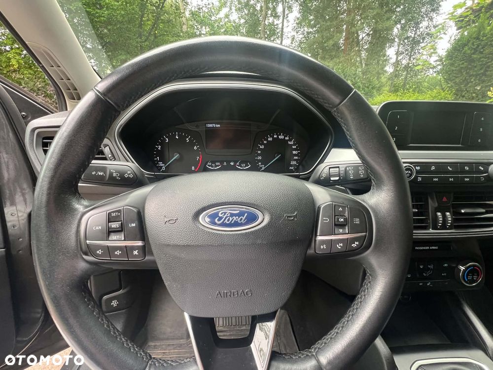 Ford Focus 1.0 EcoBoost Trend ASS - 11