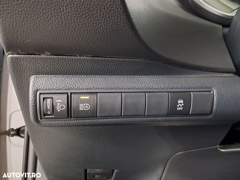 Toyota Corolla - 16