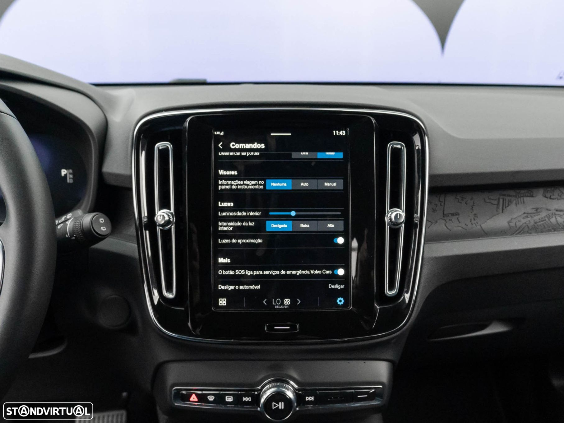 Volvo XC 40 Recharge Core - 36