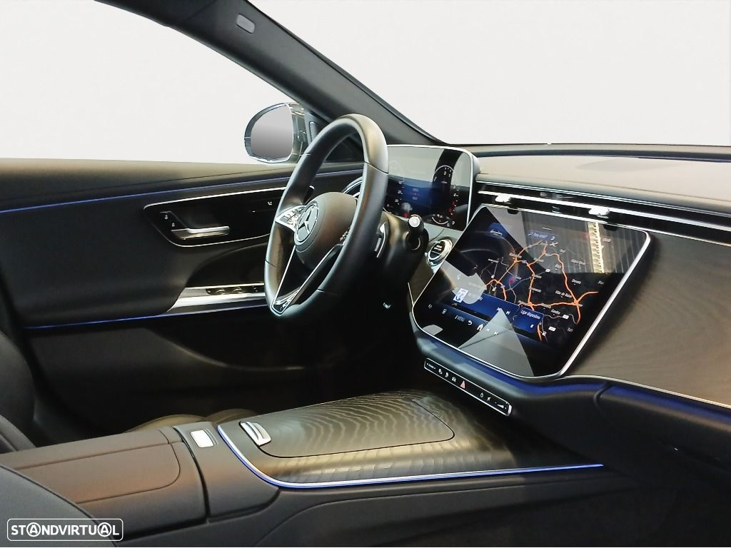 Mercedes-Benz E 300 de - 12